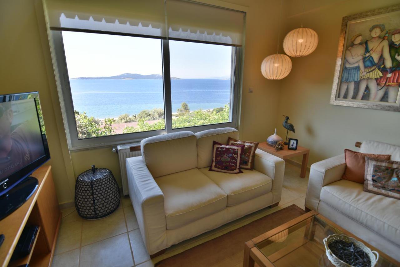 Blue Bay View - Beach House Vathirrevma Экстерьер фото