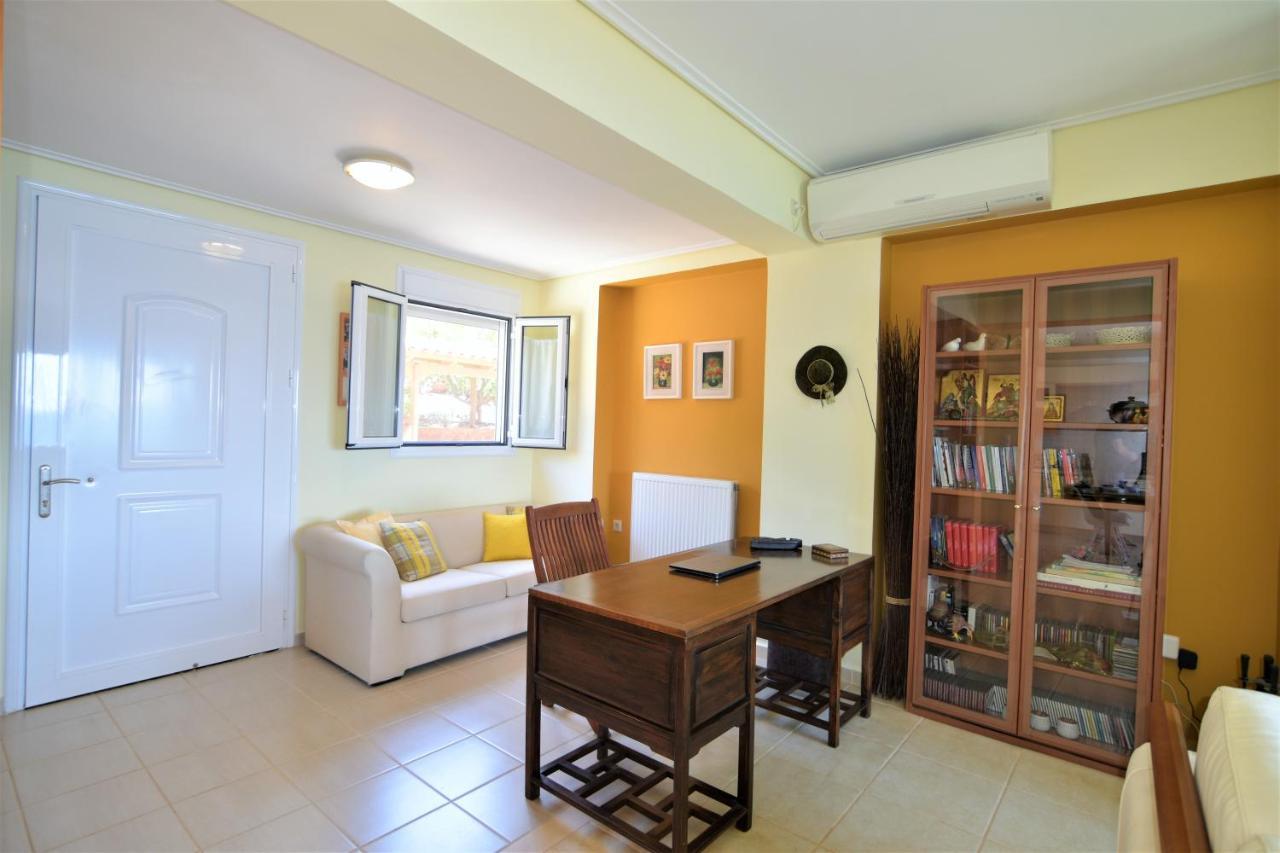 Blue Bay View - Beach House Vathirrevma Экстерьер фото